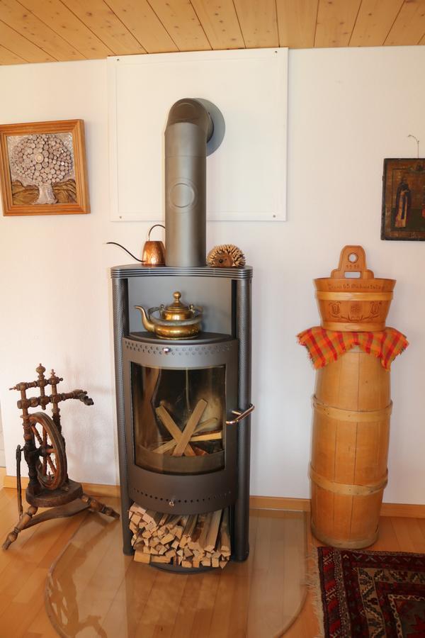 Appartamento Casa Antica Gstaad Esterno foto