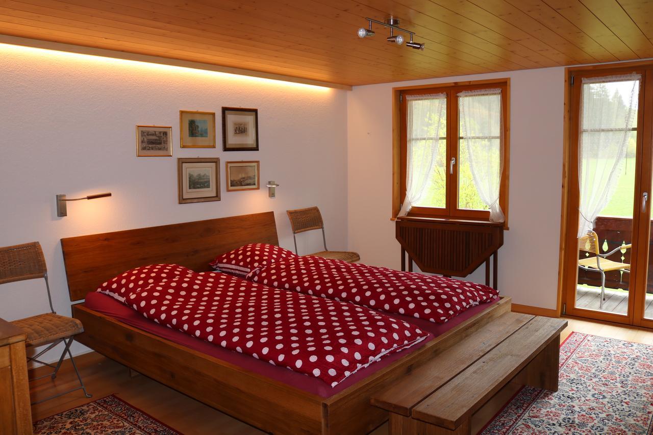 Appartamento Casa Antica Gstaad Esterno foto